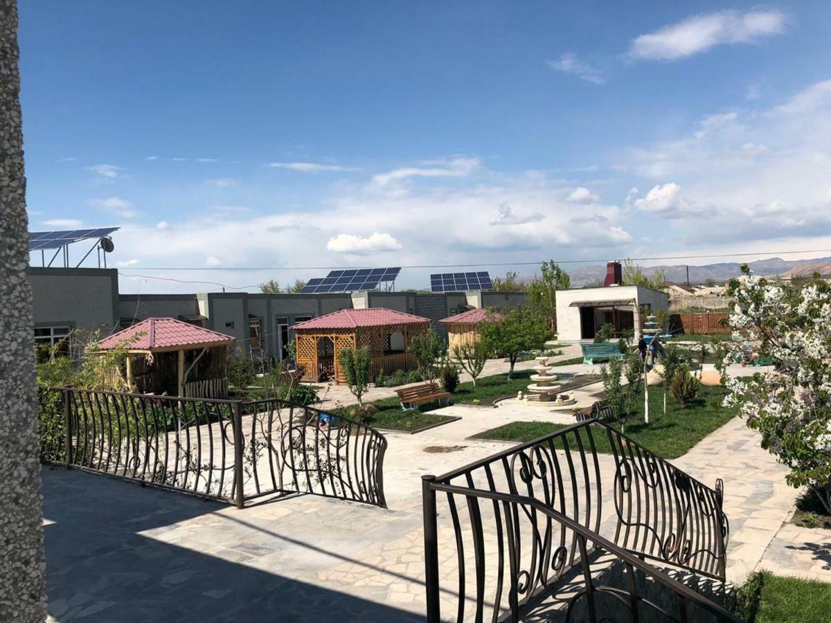 Ralina Restaurant And Hotel Davalinskiy Tsemzavod Zewnętrze zdjęcie