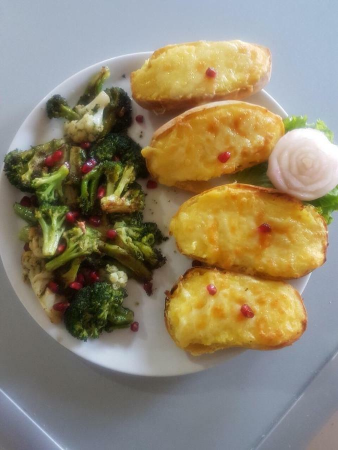 Ralina Restaurant And Hotel Davalinskiy Tsemzavod Zewnętrze zdjęcie